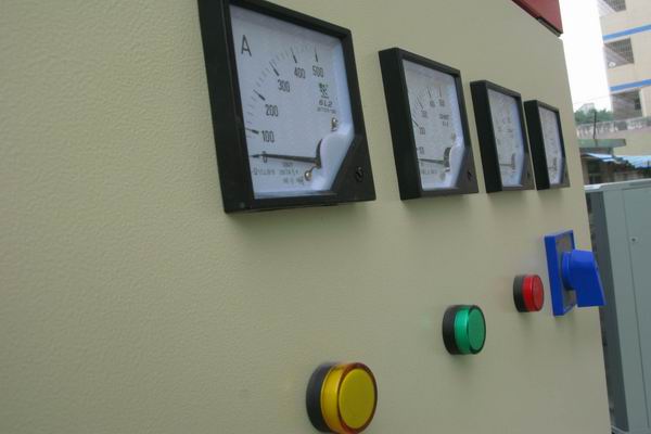 启东配电柜-3683讲讲配电柜注意事项